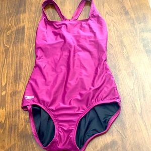 EUC Speedo One Piece Bathing Suit
